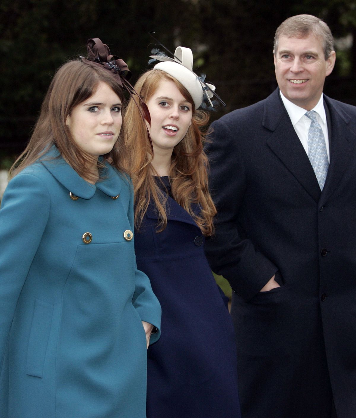 András herceg lányaival, Beatrix és Eugénia hercegnővel - Sarah Ferguson a gyerekeit is elvitte Epsteinhez