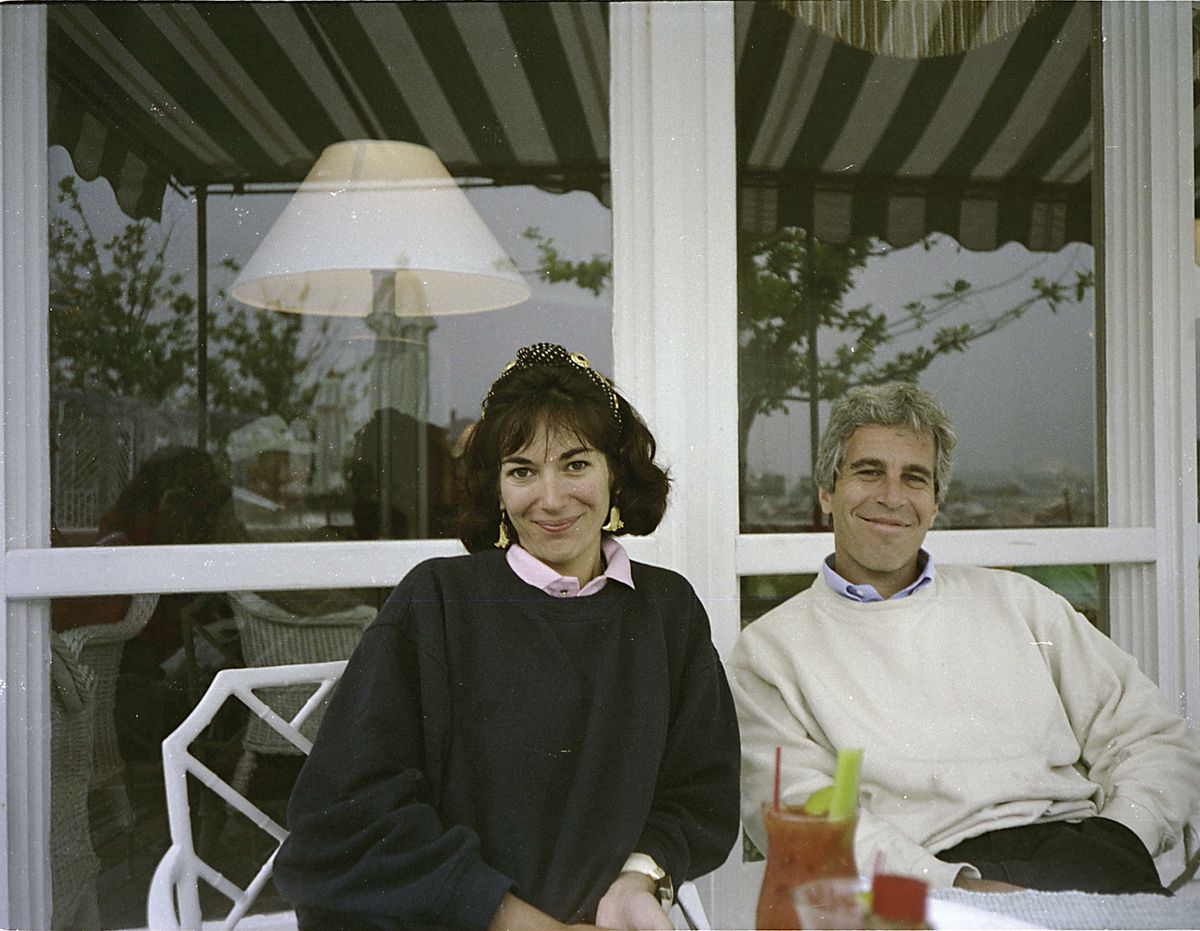 Ghislaine Maxwell és Jeffrey Epstein közösen hozták létre a világ egyik legbrutálisabb szexhálózatát