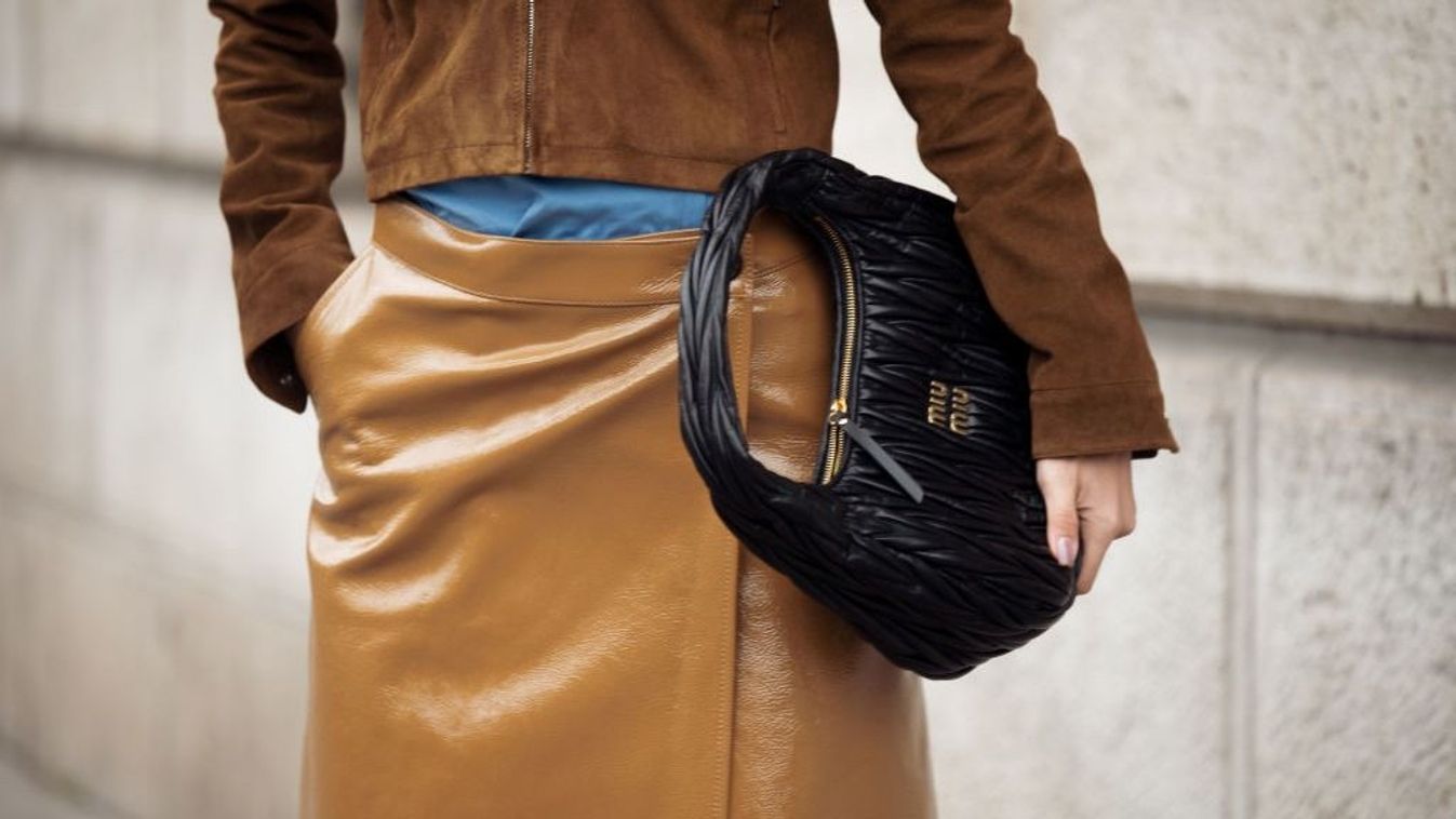 Színes bőrszoknya bézs