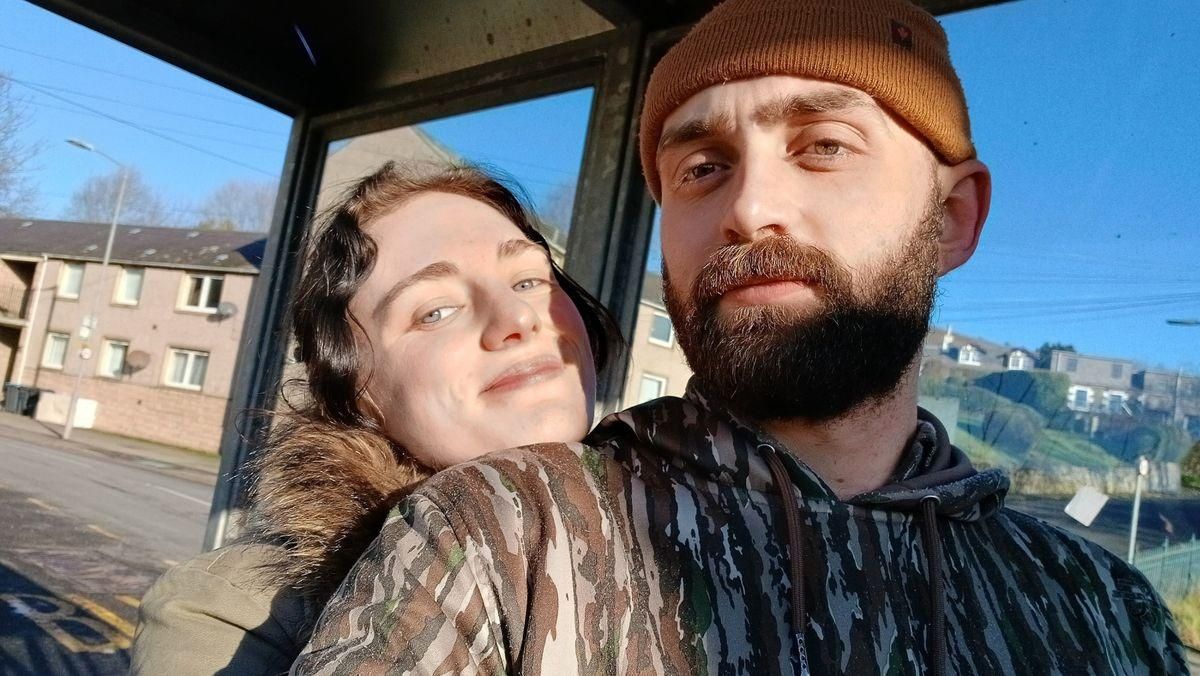 Dani és Jake kapcsolata pillanatok alatt szintet lépett: a lányból 24 óra alatt lett menyasszony