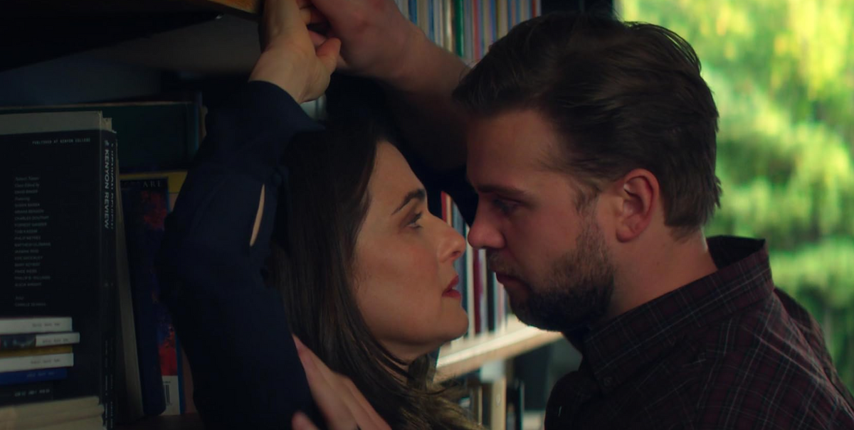 Rachel Weisz és Leo Woodall a Vladimirben.