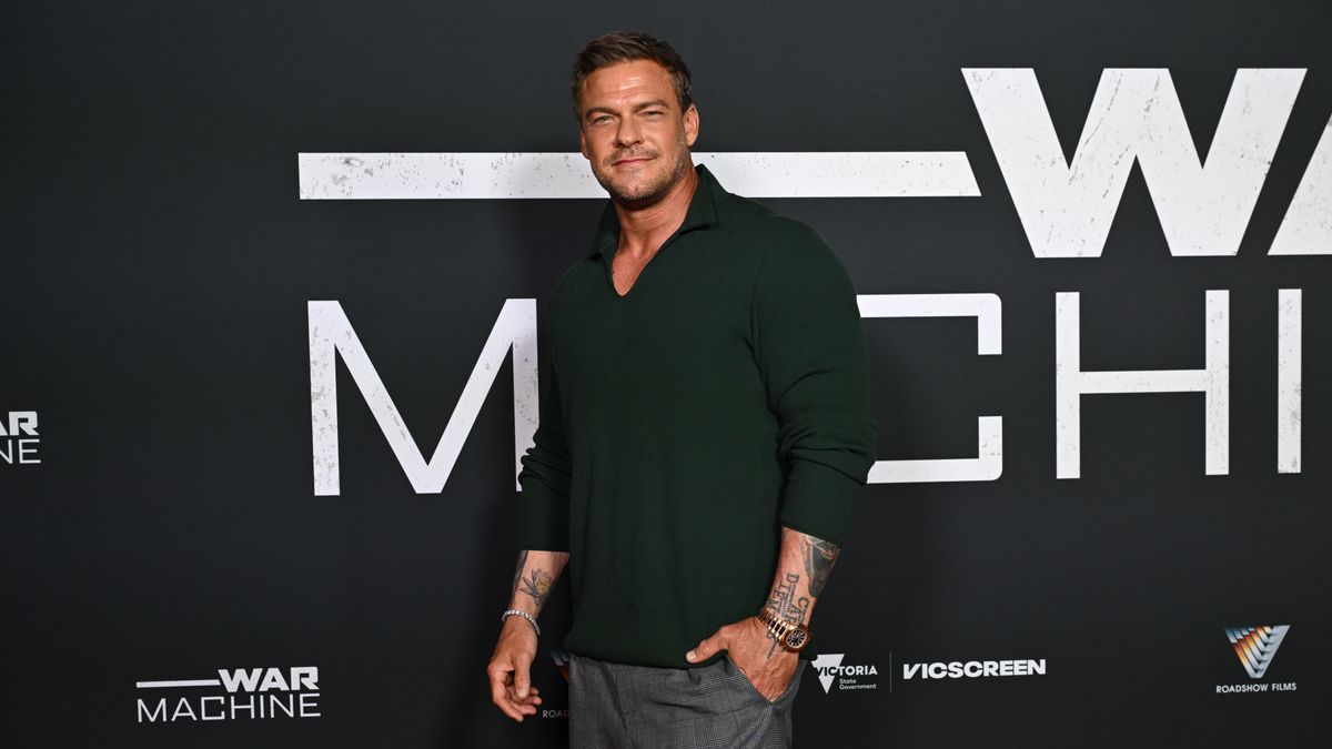 Nem indul büntetőeljárás a Jack Reacher játszó színész, Alan Ritchson ellen