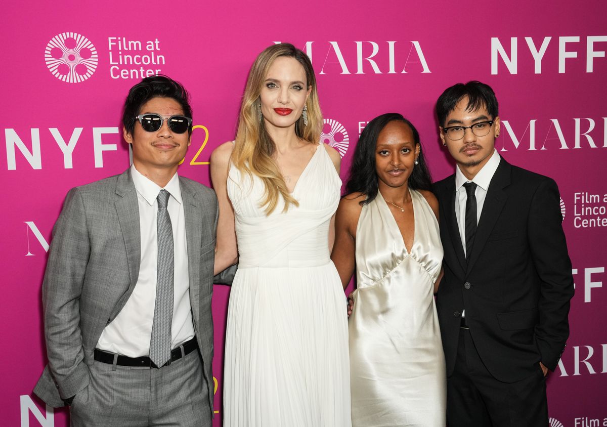 Pax Thien Jolie-Pitt, Angelina Jolie, Zahara Marley Jolie és Maddox Chivan Jolie-Pitt - Utóbbi nem tudja elviselni az apját