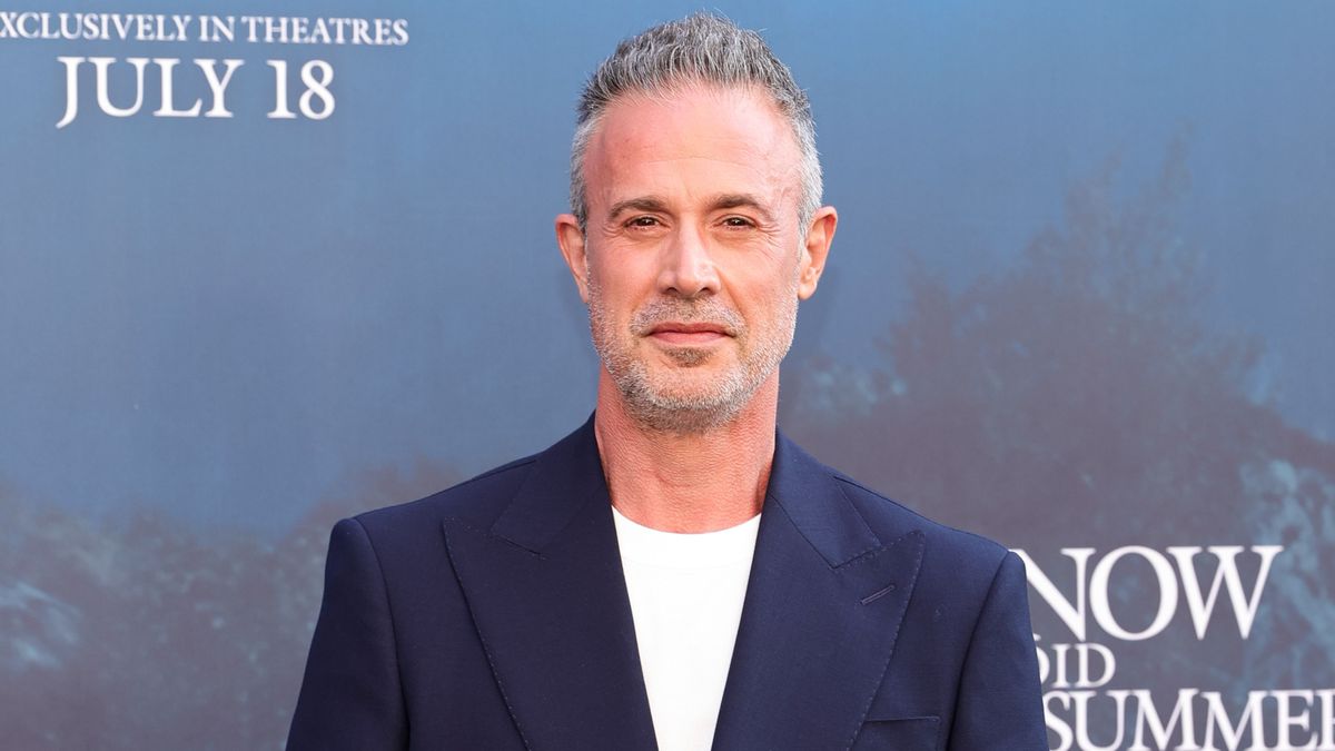 50 éves lett Freddie Prinze Jr.