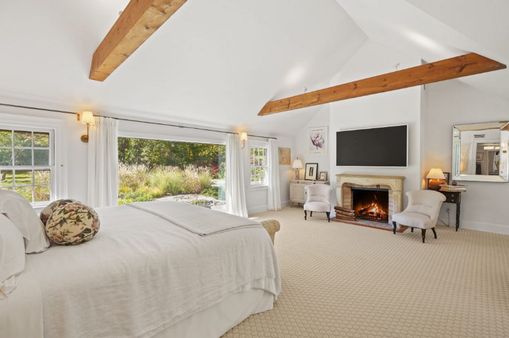 Drew Barrymore 18. századi otthona - hálószoba