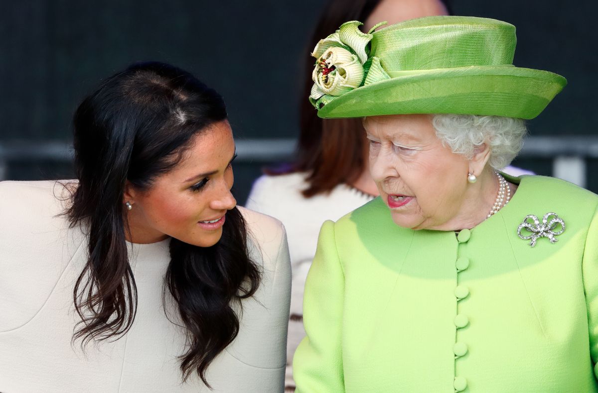 Erzsébet királynő tette helyre Meghan Markle-t, amikor az nem megfelelő hangnemben beszélt a személyzettel.