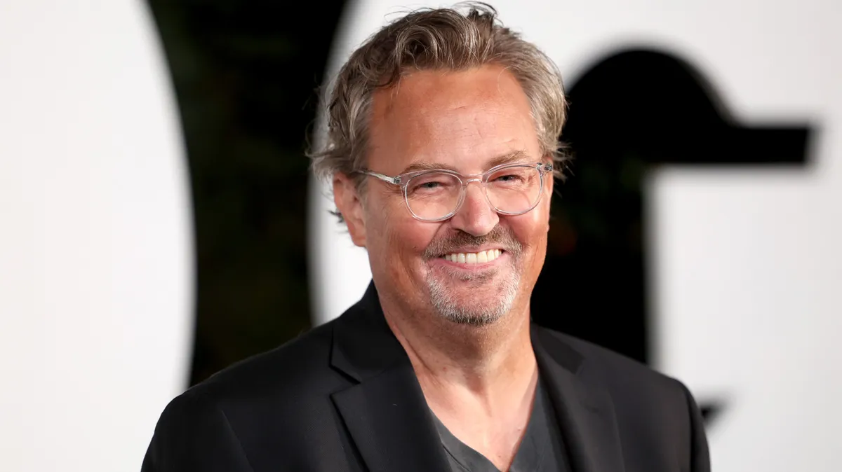 Matthew Perry temetéséről árult el részleteket a testvére