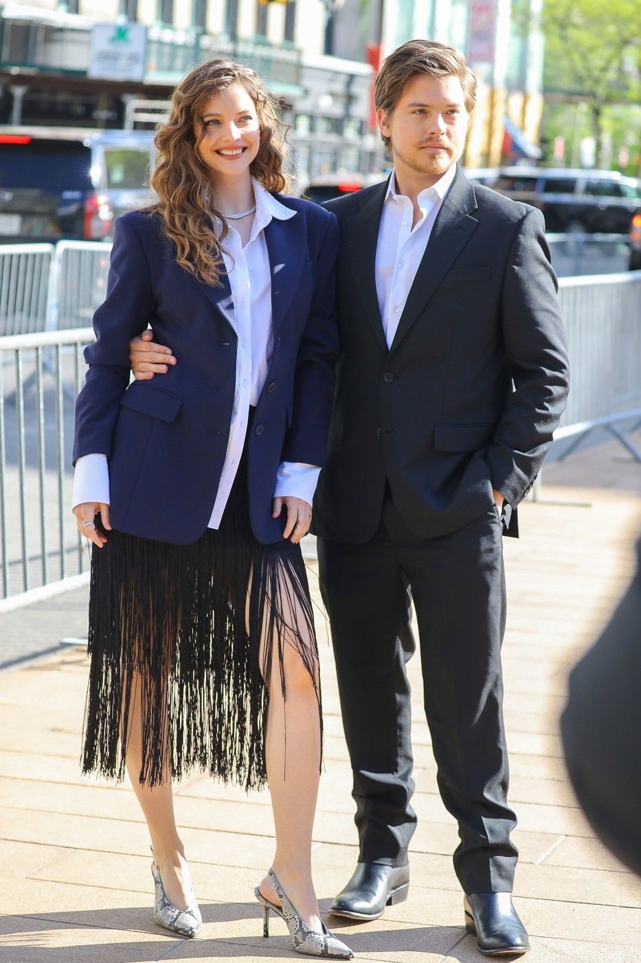 Palvin Barbi és Dylan Sprouse Az ördöh Pradát visel 2 premierjén New Yorkban, április 20-án