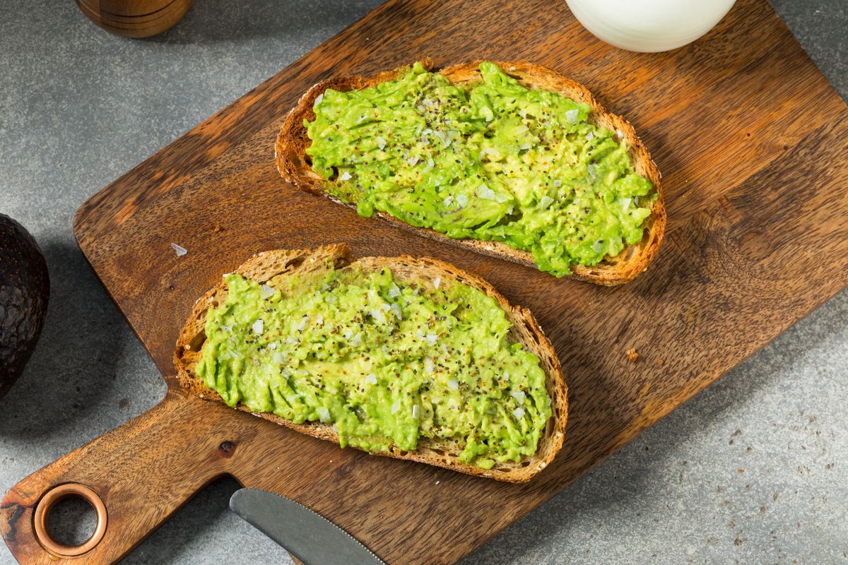 afrodiziákumként működő avokádós pirítós