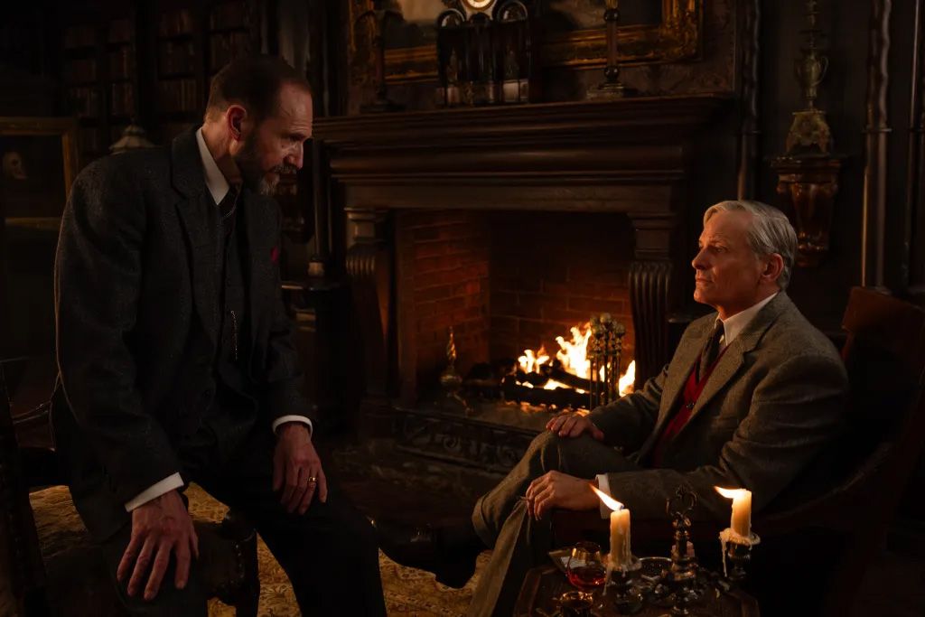 A gyertyák csonkig égnek: Szabó István új filmjében Ralph Fiennes és Viggo Mortensen játsszák a főszerepet