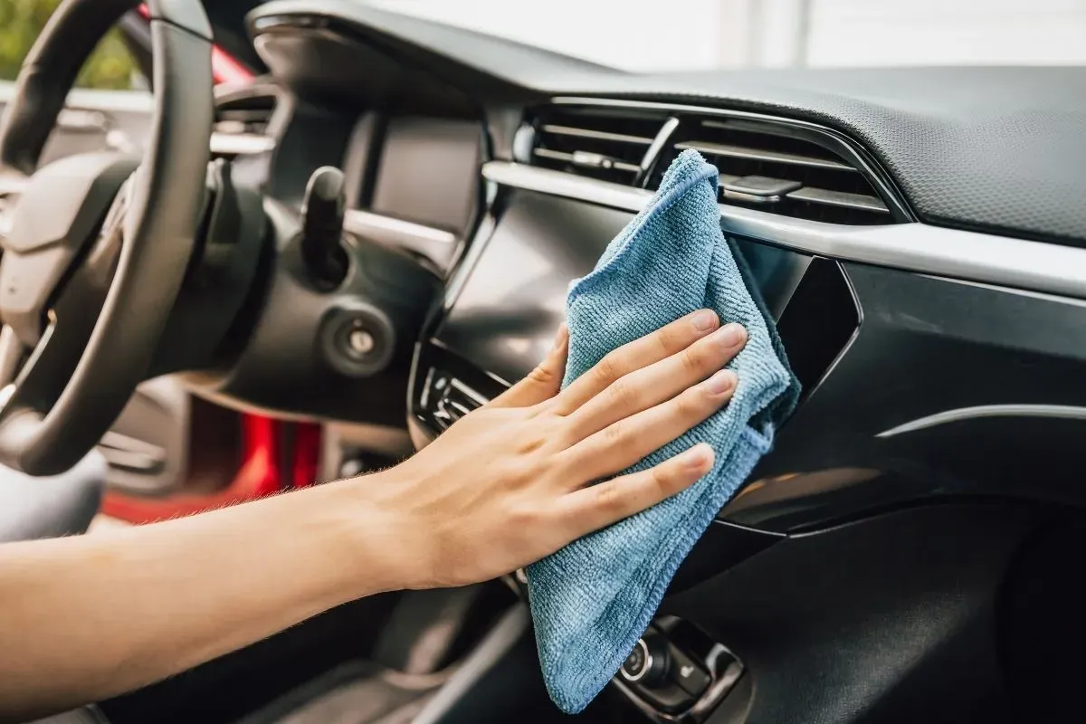 A SPAR most kedvez,énys áron kínálja az autós kiegészítőket