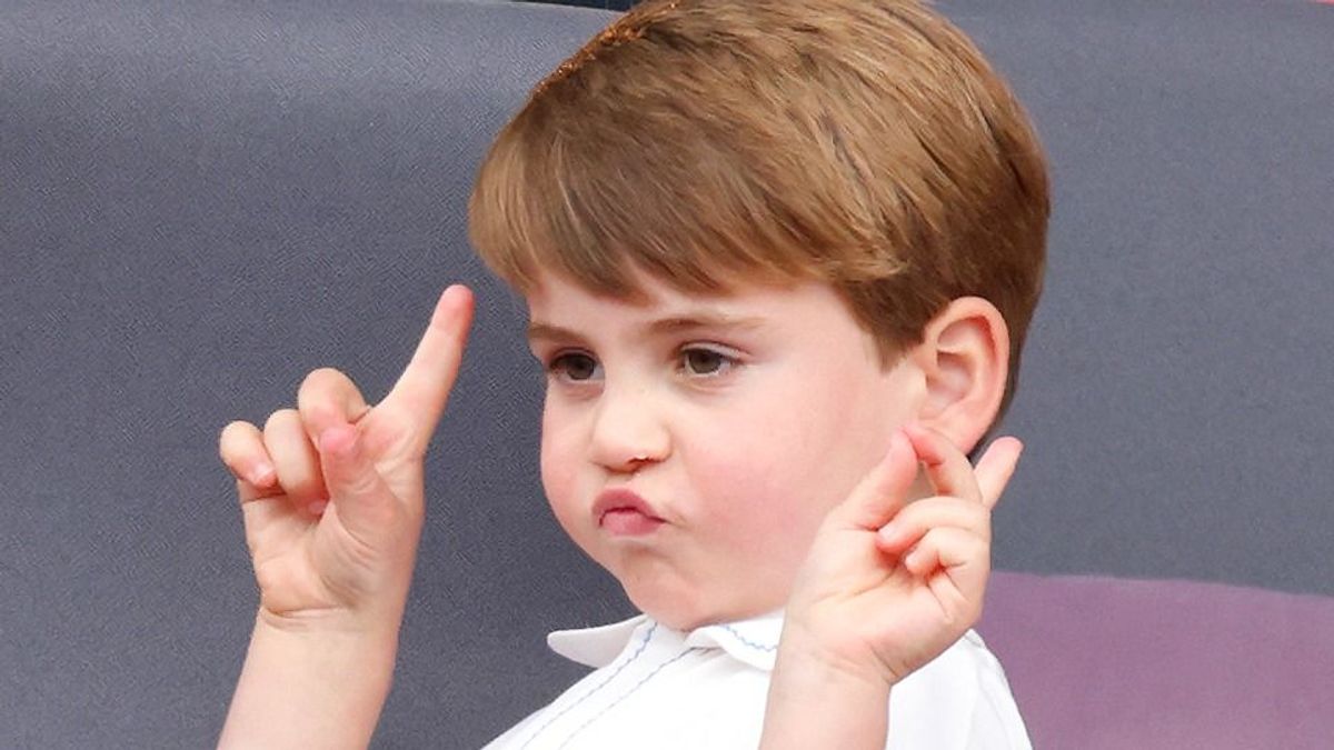 A királyi család humorheroldja: 8 éves lett Lajos herceg, mutatjuk a legikonikusabb grimaszait - GALÉRIA