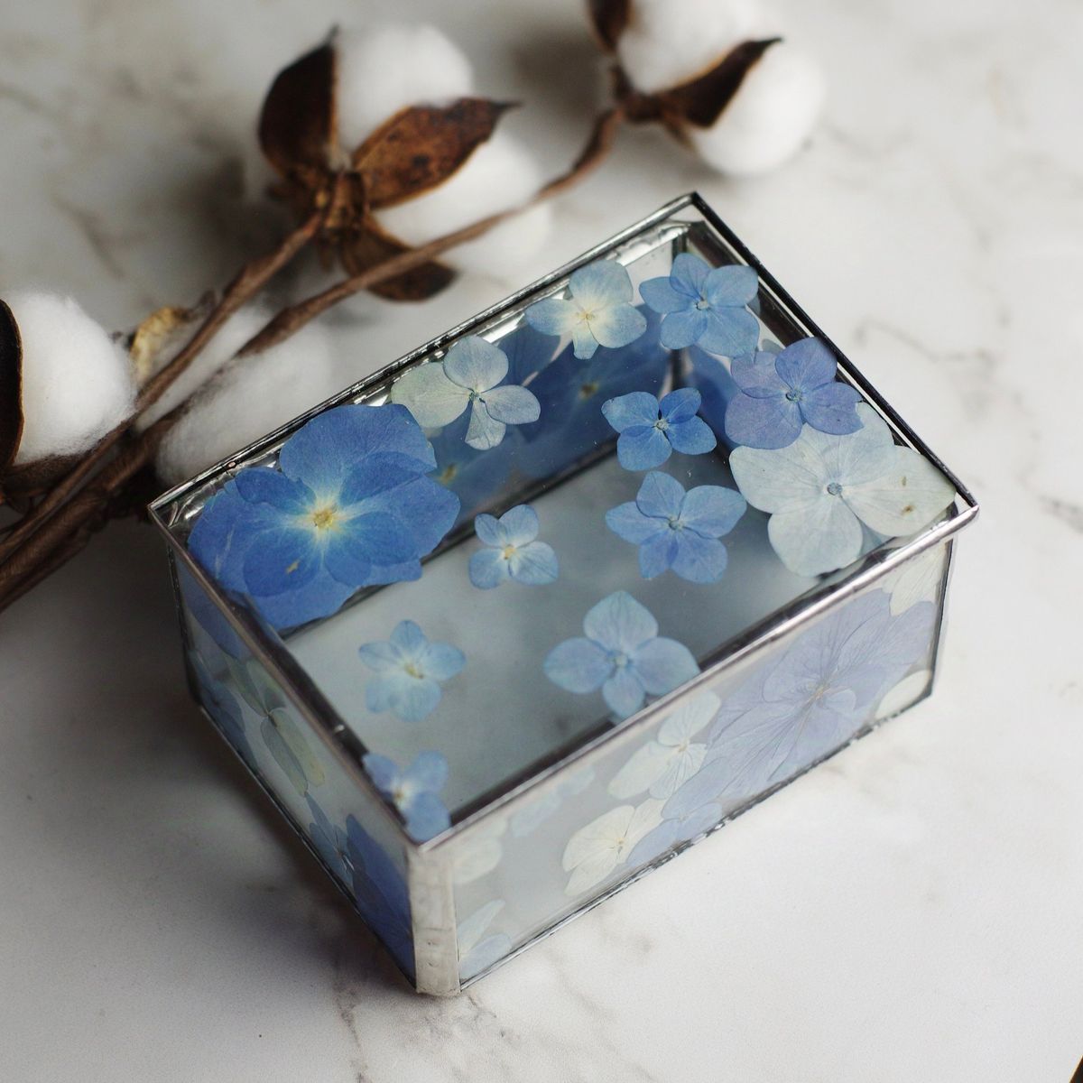 Menyasszonyi csokorból készült ékszerdoboz