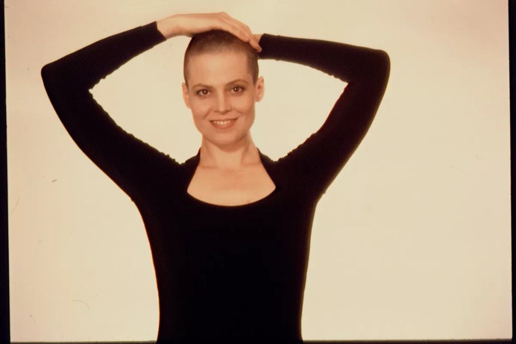 Sigourney Weaver 1992-ben borzolta a hollywoodi kedélyeket, amikor az Alien harmadik része miatt borotváltatta le a haját.
