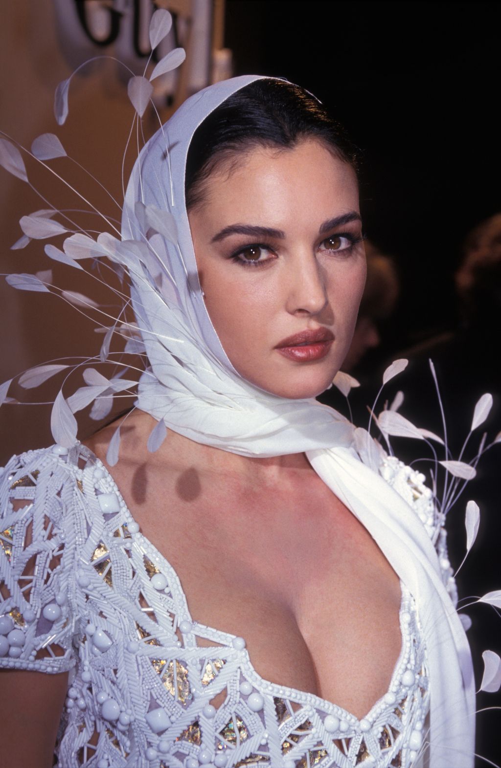 Monica Bellucci Guy Laroche előtt 1993. január 24-én Párizsban, Franciaországban. 