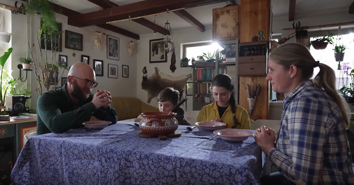 A mi történetünk sorozat negyedik részének egy részlete.