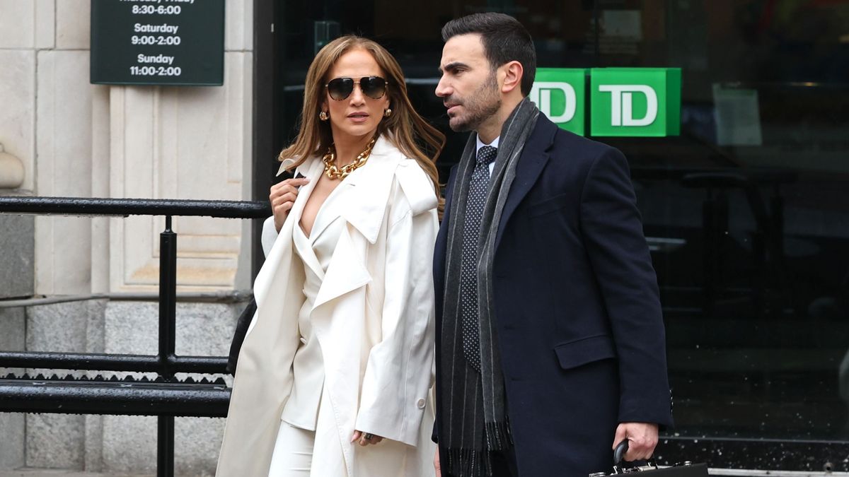 Azt pletykálják, Ben Affleck után újra rátalált a szerelem Jennifer Lopezre.
