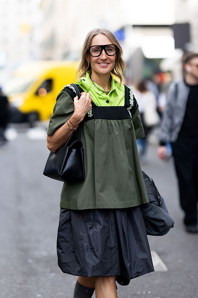 5 ruhadarab, modellen