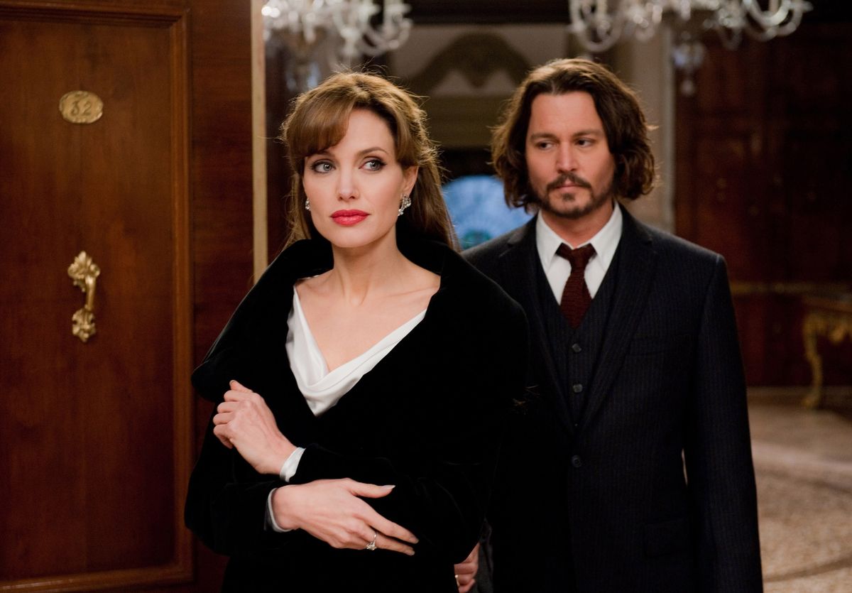 Angelina Jolie és Johnny Depp szerelmespárnak nem mondható alkotása.