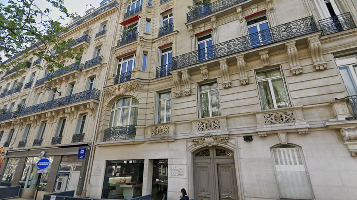 A Le Grand Hôtel Cayré párizsi hotel, ami több híres művész otthonául szolgált már. 