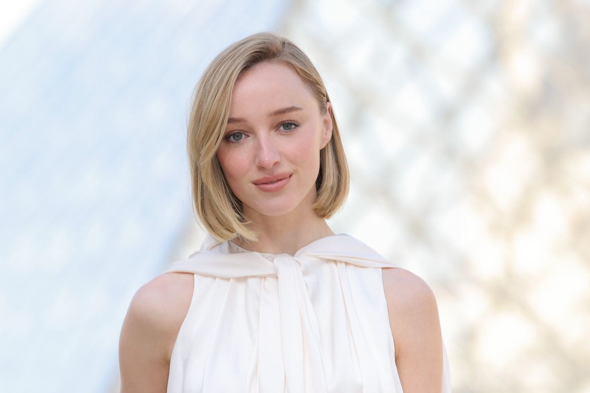 PARIS, FRANCE - MARCH 10: (EDITORIAL USE ONLY - For Non-Editorial use please seek approval from Fashion House) Phoebe Dynevor attends the Louis Vuitton Womenswear Fall/Winter 2026-2027 show as part of Paris Fashion Week on March 10, 2026 in Paris, France. (Photo by Aurore Marechal/Getty Images)