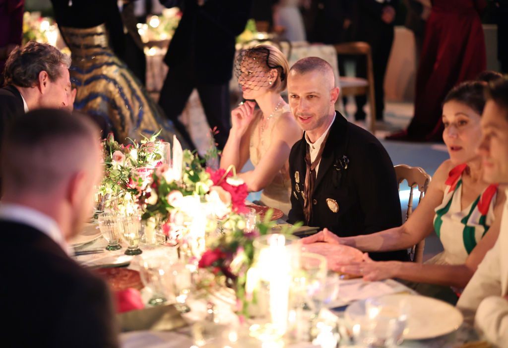 Met-gála 2022, asztalok