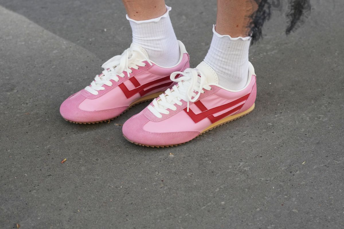női sneaker divat 2026