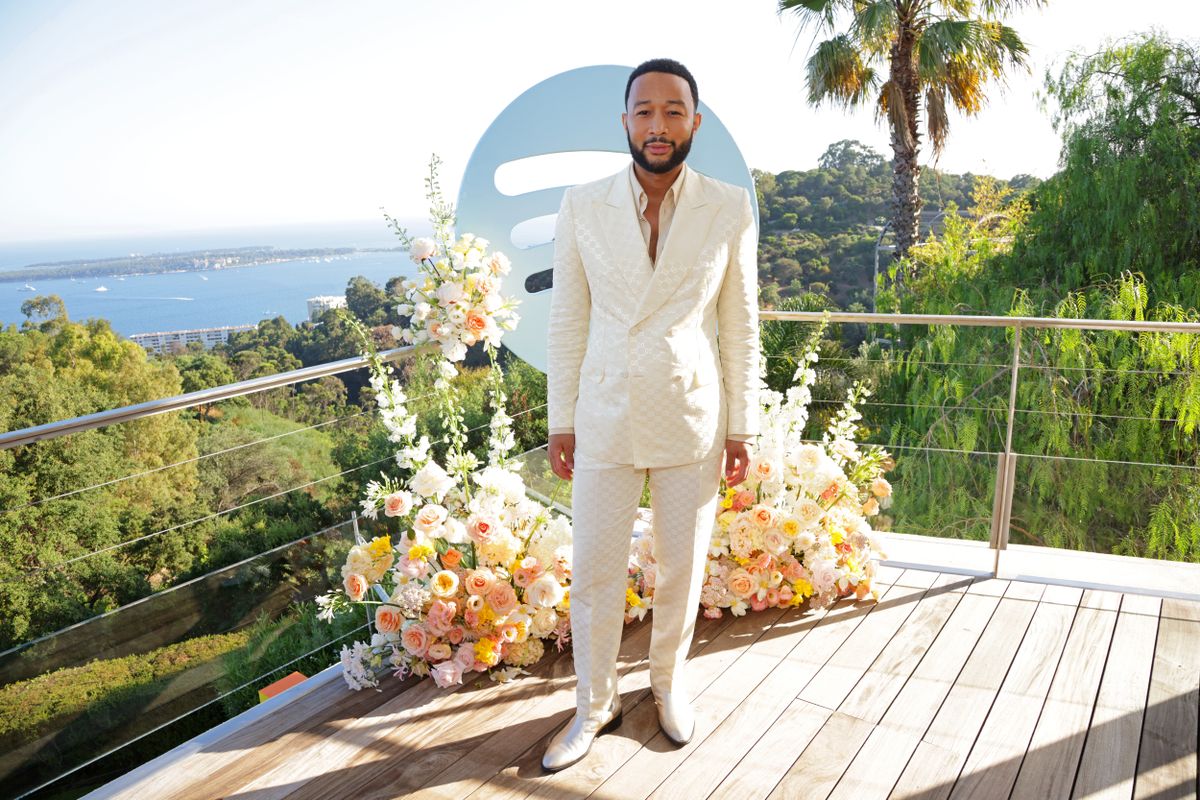 John Legendet is láthattuk már húsvéti nyúlnak öltözve.