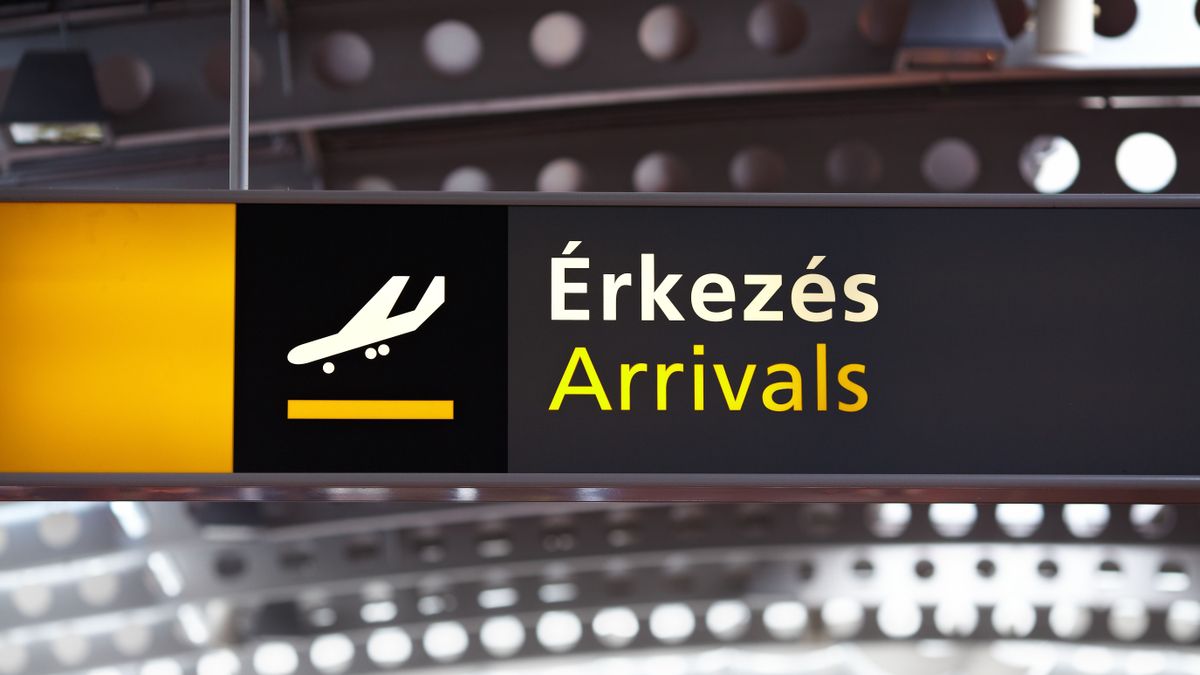 Megduplázódik a reptéri forgalom a BL-döntő miatt: erre kérnek minden utast