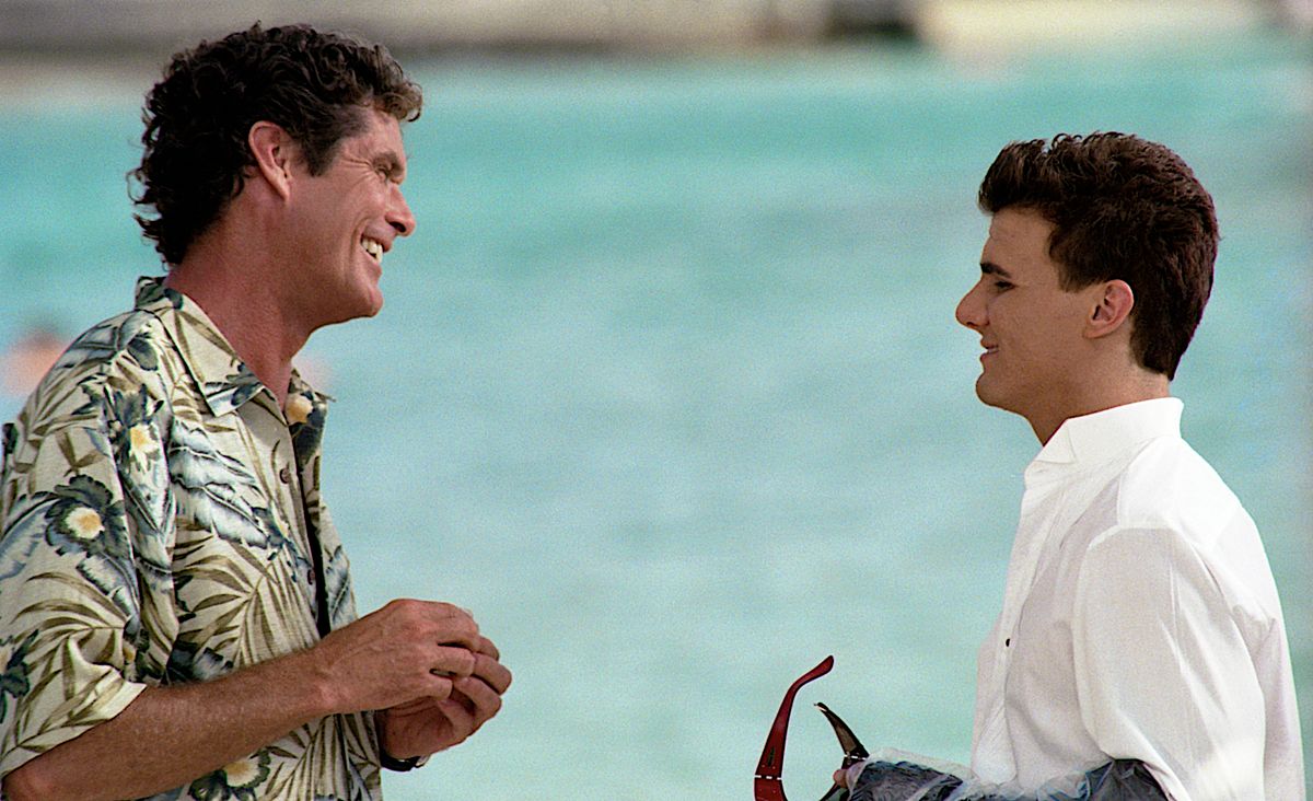 David Hasselhoff és Jeremy Jackson a Baywatch forgatásán.