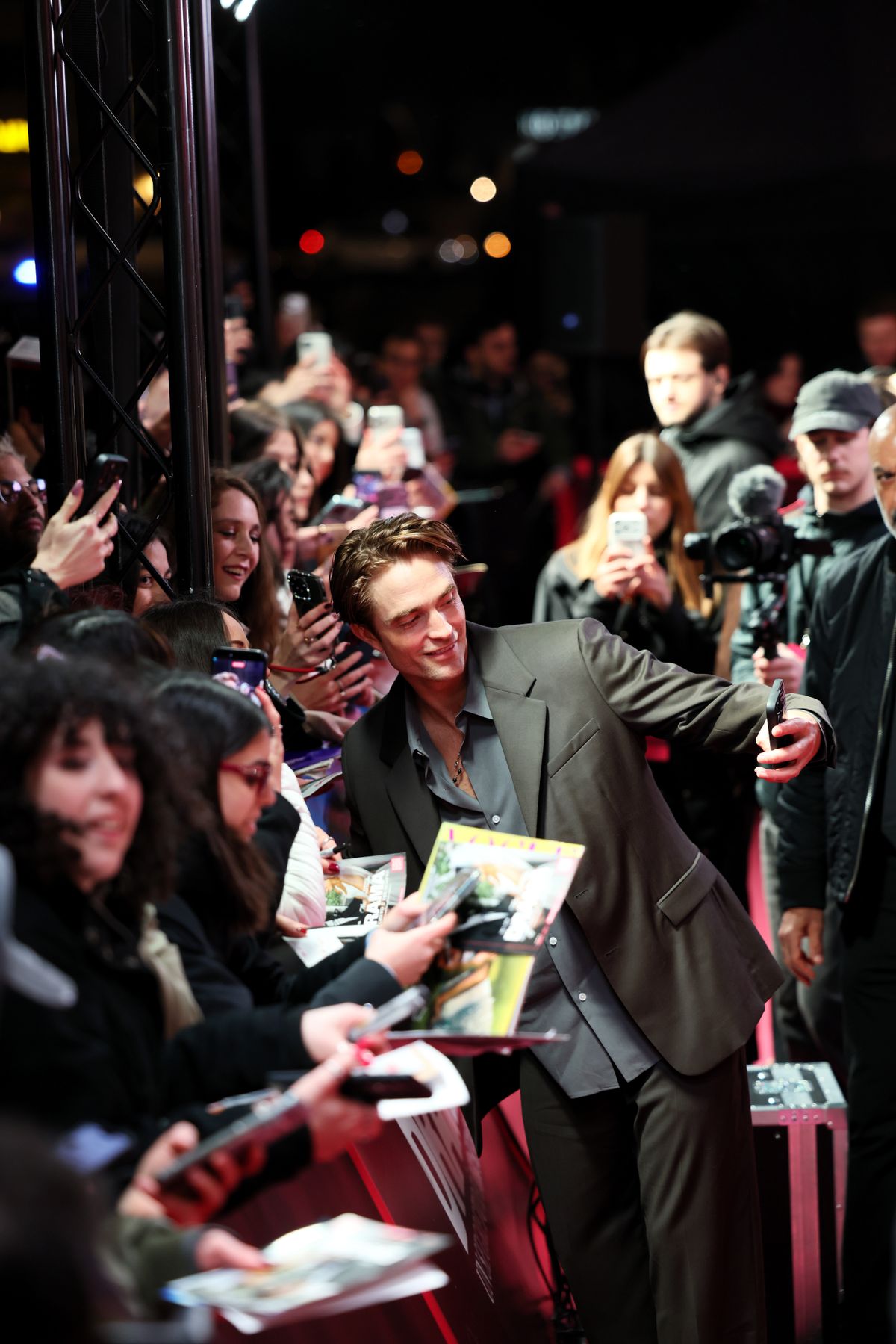 Robert Pattinson mindenki kedvenc vámpírja 40 éves lett. 
