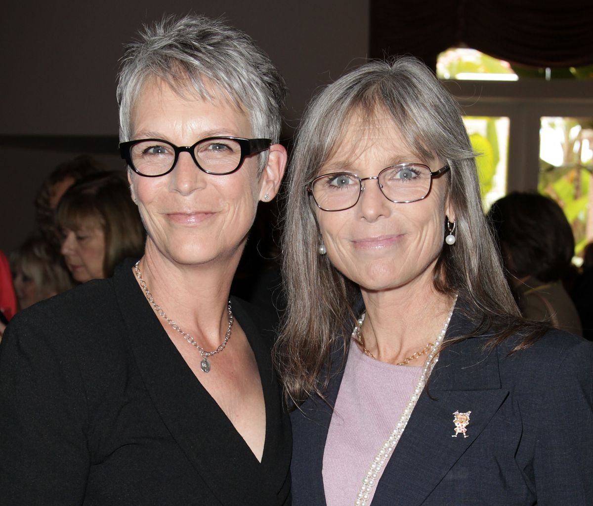 Jamie Lee Curtis és a nővére, Kelly Curtis nagyon szoros kapcsolatban álltak egymással