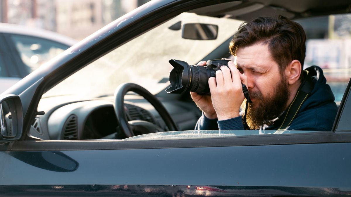 A hírességek egyik legnehezebb feladata, hogy a paparazzók elől is elrejtsék magánéletüket.&nbsp;Ma ünnepeljük az apák napját.