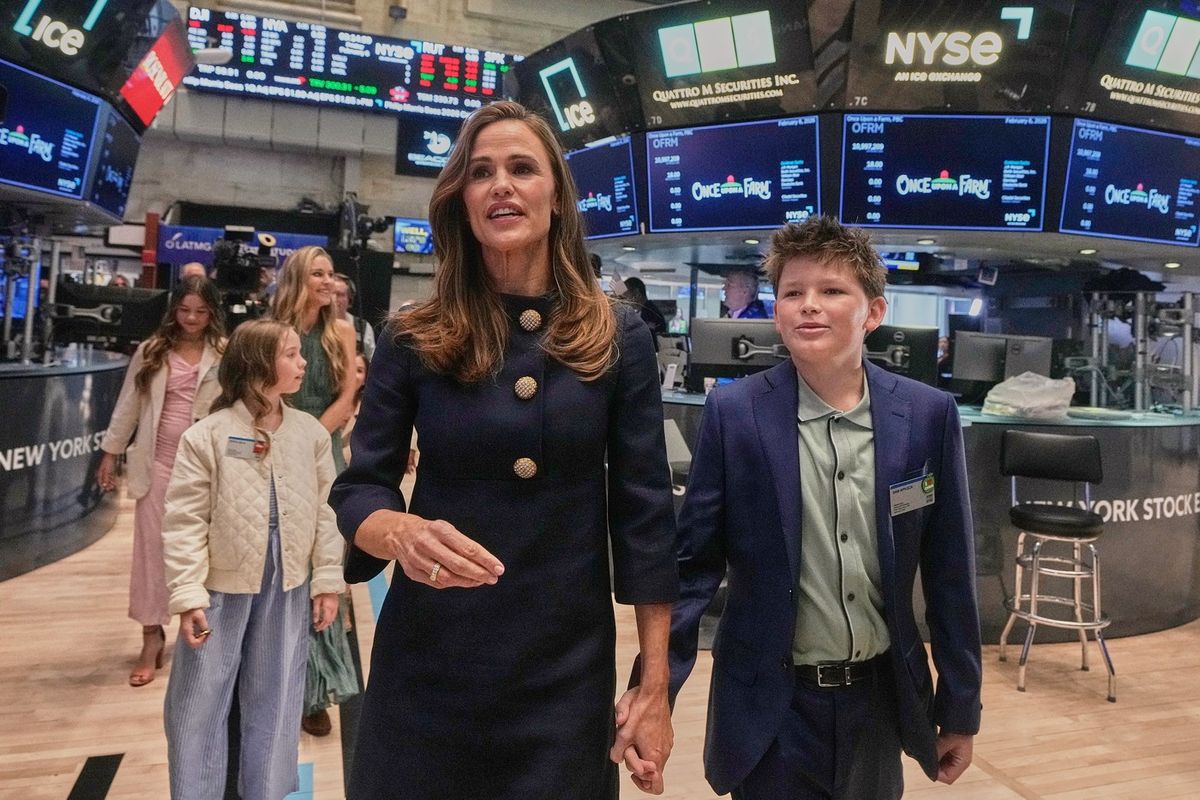 Once Upon a Farm co-founder Jennifer Garner and son Sam Affleck walk on the floor of the New York Stock Exchange prior to the company's IPO, Friday, Feb. 6, 2026.,Image: 1072578235, License: Rights-managed, Restrictions: This content is intended for editorial use only. For other uses, additional clearances may be required., Model Release: no , Pictured: Jennifer Garner,Sam Affleck
