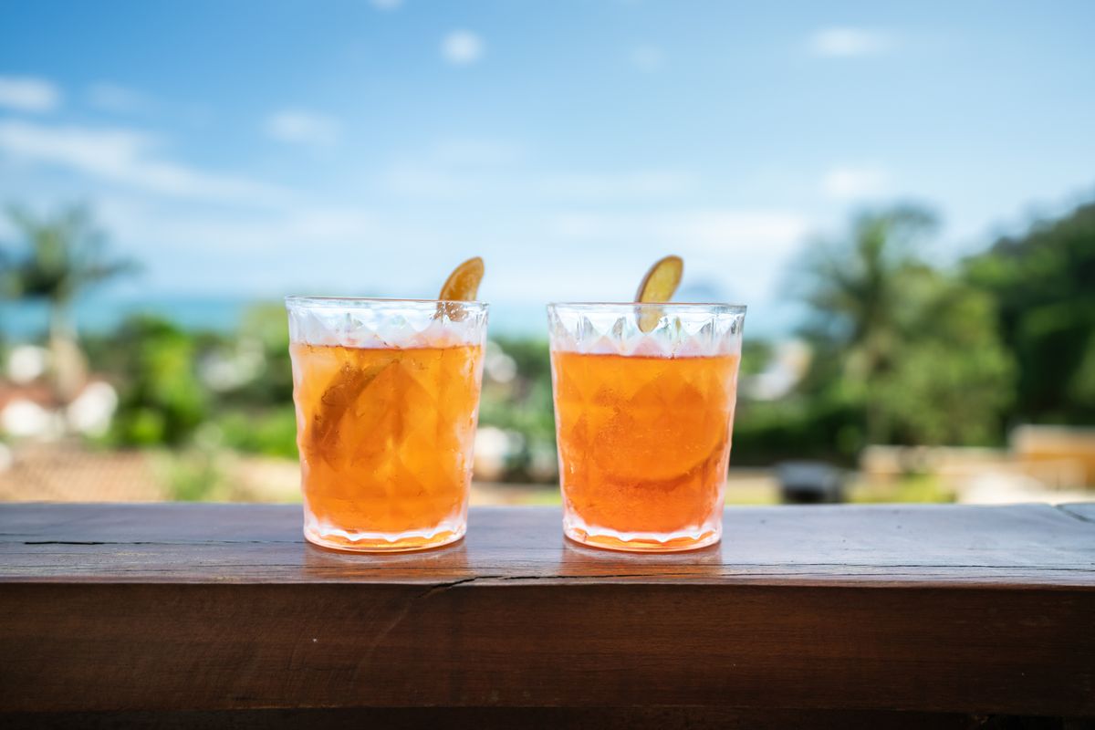 Az Orange-Lillet-Spritz remek választás lehet az Aperol Spritz helyett