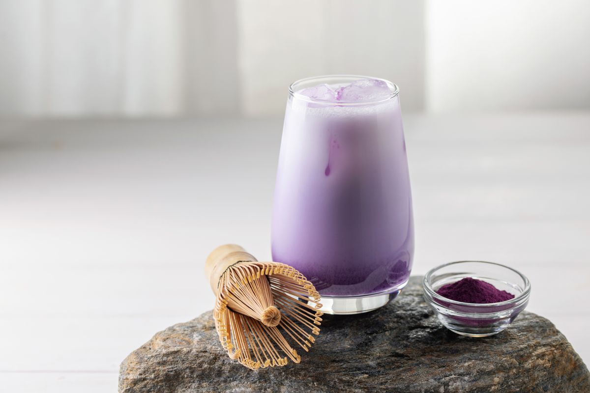 Matcha helyett ube latte - zöld helyett lila ital az új kedvenc