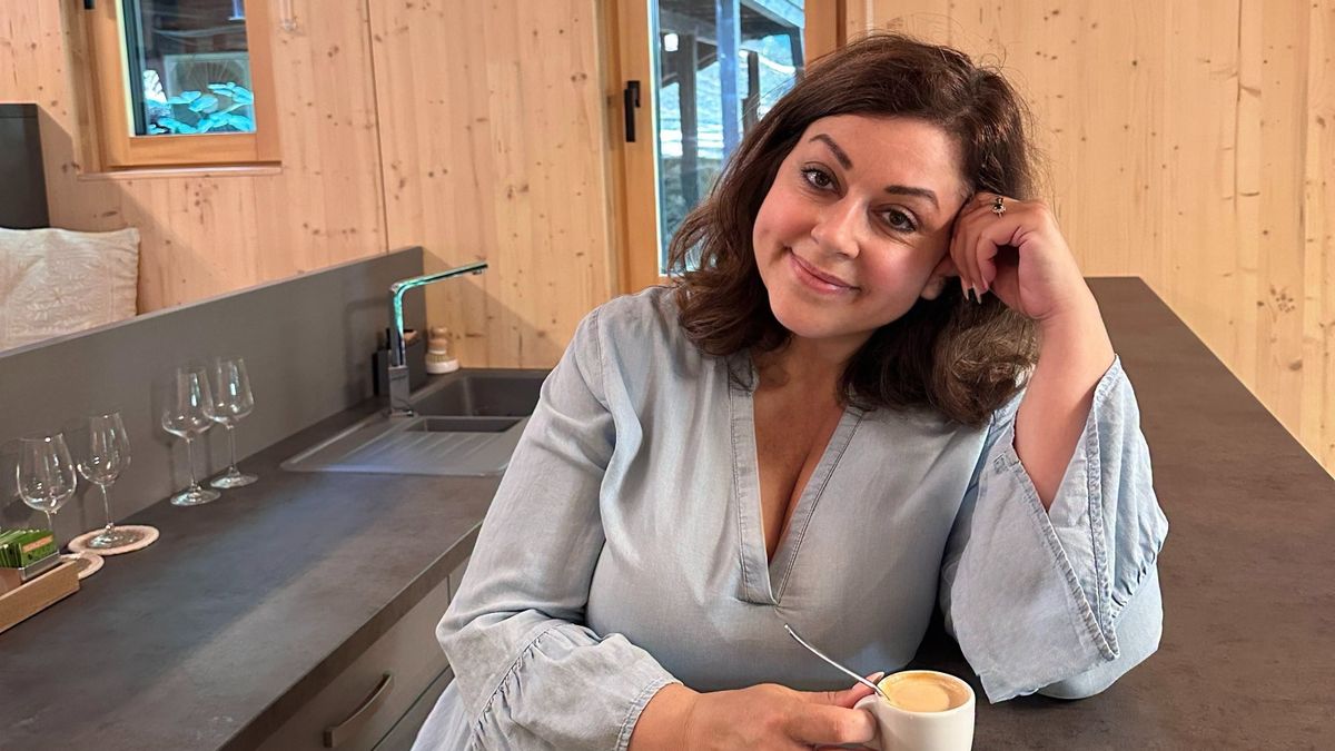 Erdélyi Mónika lánya, Molly túl van az érettségin