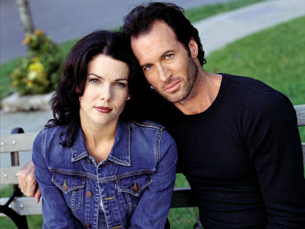 Lauren Graham és Scott Patterson a Szívek szállodája című sorozatban.