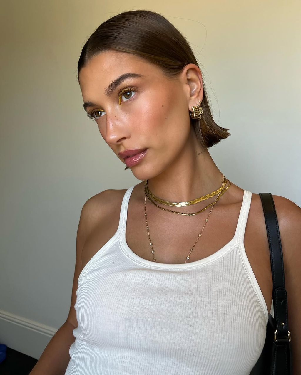 Hailey Bieber is többször viselt már hydro bobot
