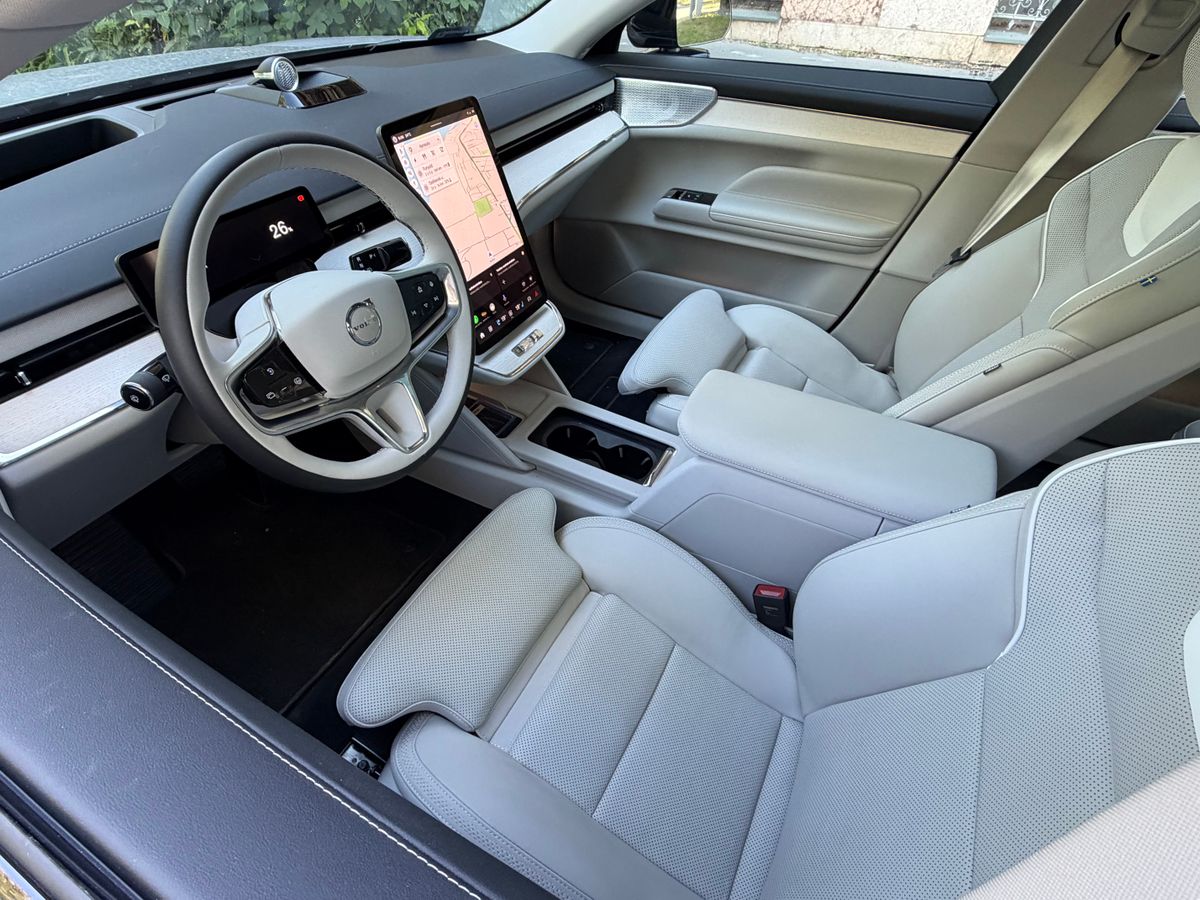 Egy kép a Volvo ES90 belsejéről.