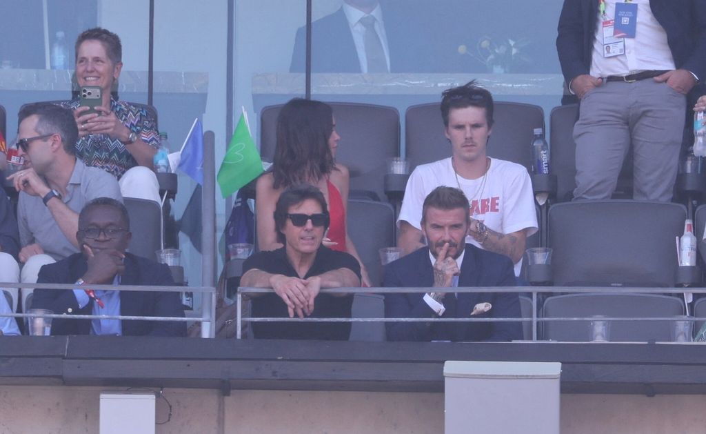 David Beckham, Tom Cruise and behind Cruz Beckham in the stands during the FIFA World Cup 2026 final football match between Spain and Argentina on July 19, 2026 at the New York Stadium in East Rutherford, NJ, USA.,Image: 1117457217, License: Rights-manage