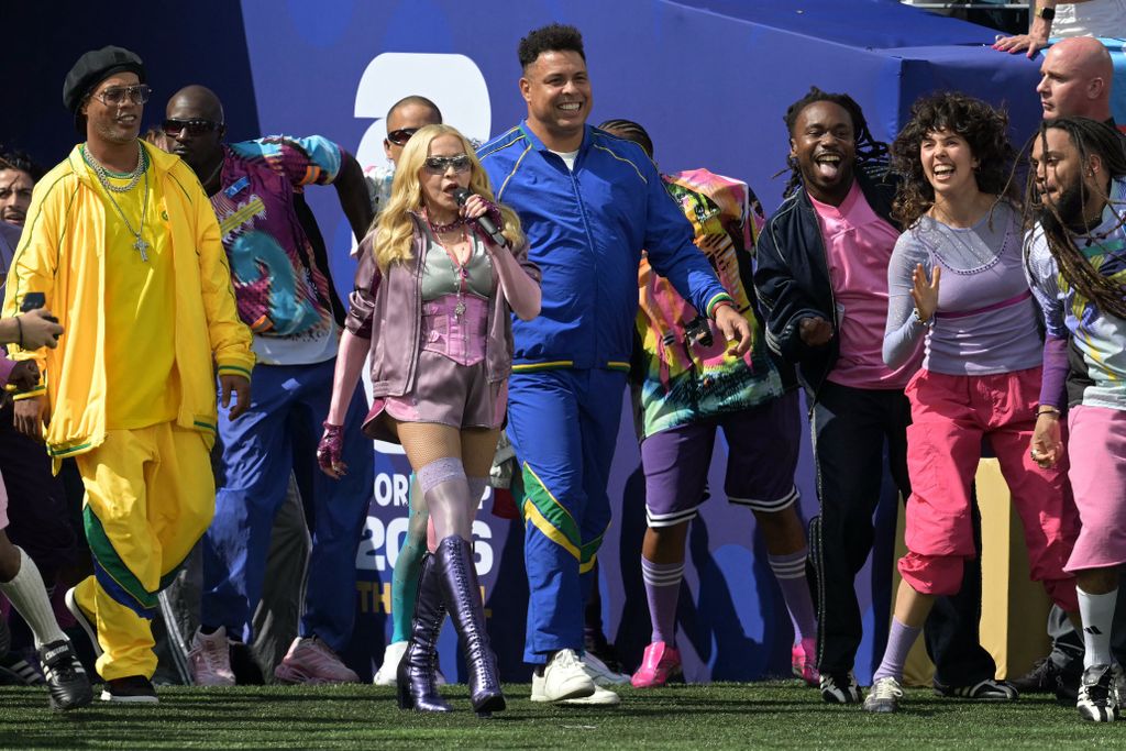 A foci-vb 2026-os halftime show-ján Madonna, Ronaldinho és Ronaldo.