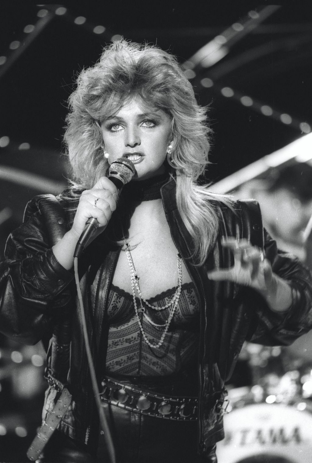 Bonnie Tyler 1984-ben.