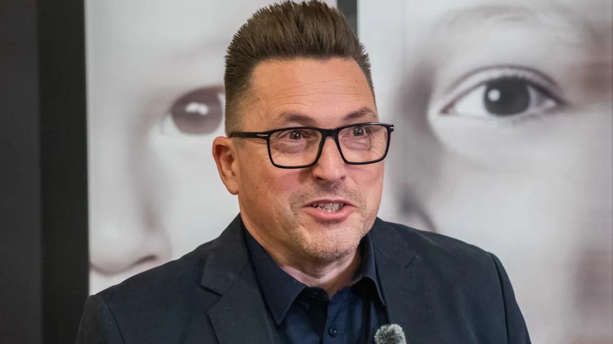 Kovács Ákosnál rosszindulatú betegséget diagnosztizáltak