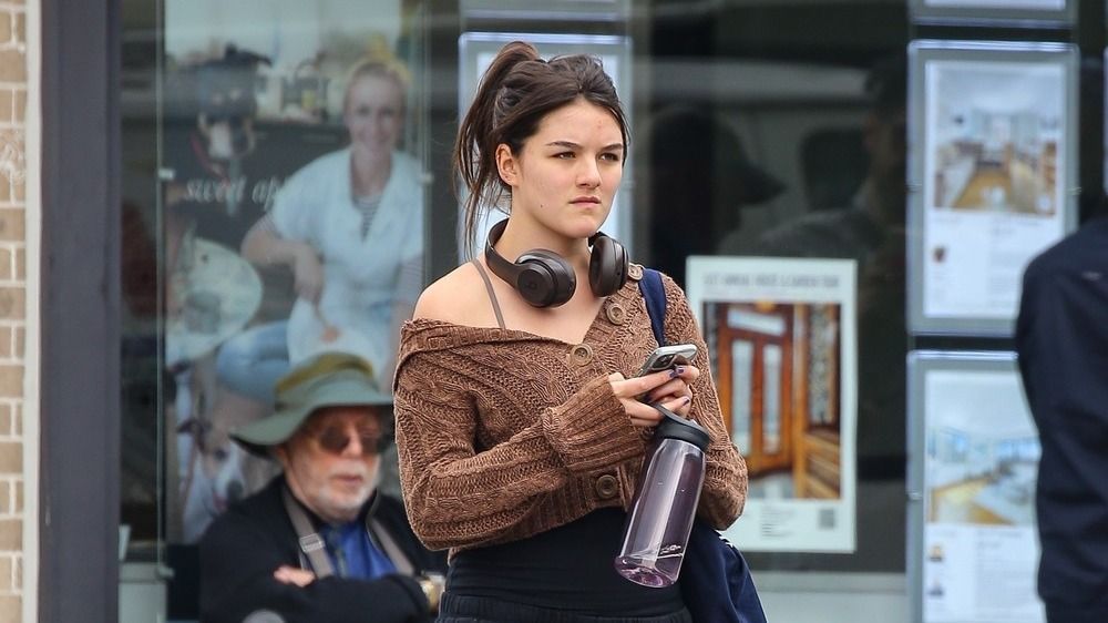 Suri Cruise nem Cruise többé, édesanyja második keresztneve lett a vezetékneve