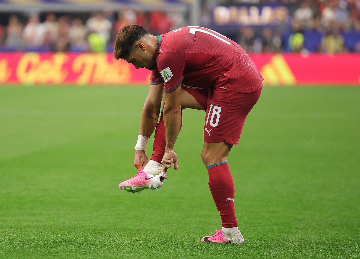 Pedro Neto a portugál válogatott és a Chelsea játékosa szintén kivágta a cipője sarkát a foci-vb-n