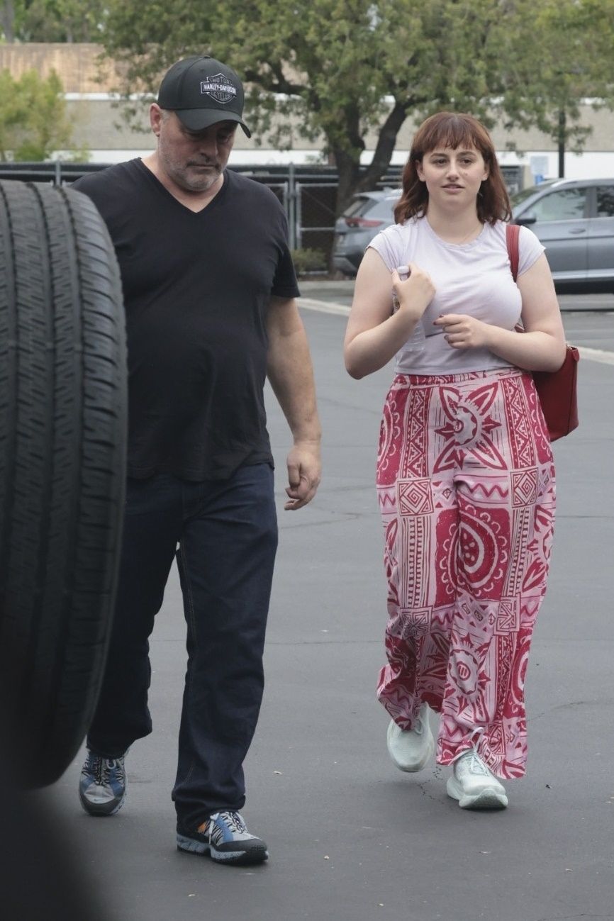 *EXCLUSIVE* Woodland Hills, CA "Friends" actor Matt LeBlanc is seen with his daughter, Marina LeBlanc, and a friend as he unloads luggage and a digital piano from his car during an outing in Woodland Hills. *UK Clients - Pictures Containing Children Please Pixelate Face Prior To Publication*,Image: 1113841345, License: Rights-managed, Restrictions: , Model Release: no , Pictured: Matt LeBlanc, Marina LeBlanc
