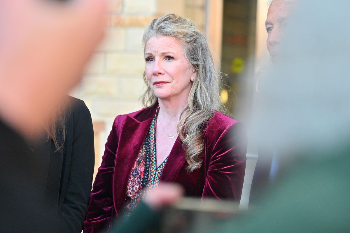 ALBUQUERQUE, NEW MEXICO - JANUARY 20: Melissa Gilbert, wife of director and actor Timothy Busfield, looks on after Busfield was granted a pre-trial release by Judge David A. Murphy during a hearing in the Second District Judicial Court at the Bernalillo County Courthouse on January 20, 2026 in Albuquerque, New Mexico. Prosecutors have charged Busfield with two counts of criminal sexual contact of a minor and one count of child abuse.   Sam Wasson/Getty Images/AFP (Photo by Sam Wasson / GETTY IMAGES NORTH AMERICA / Getty Images via AFP)