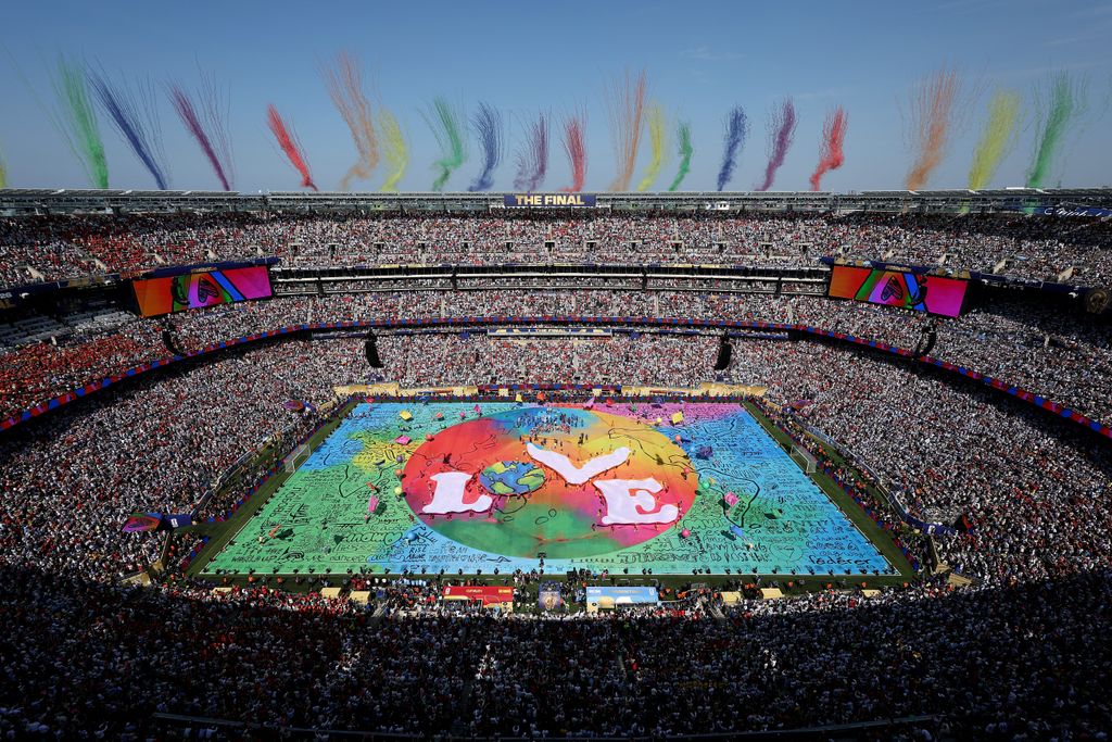 A New York-i MetLife stadium a FIFA világbajnokság döntőjének félidejében.