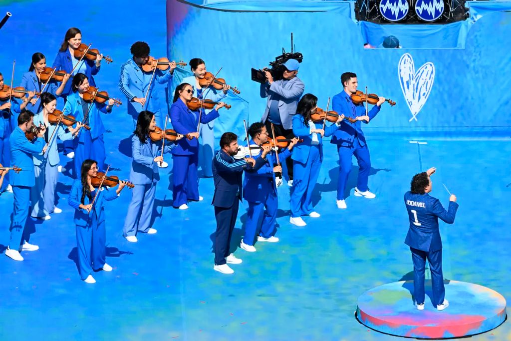 A New York-i filharmonikusok a foci-vb 2026-os halftime show-ján.